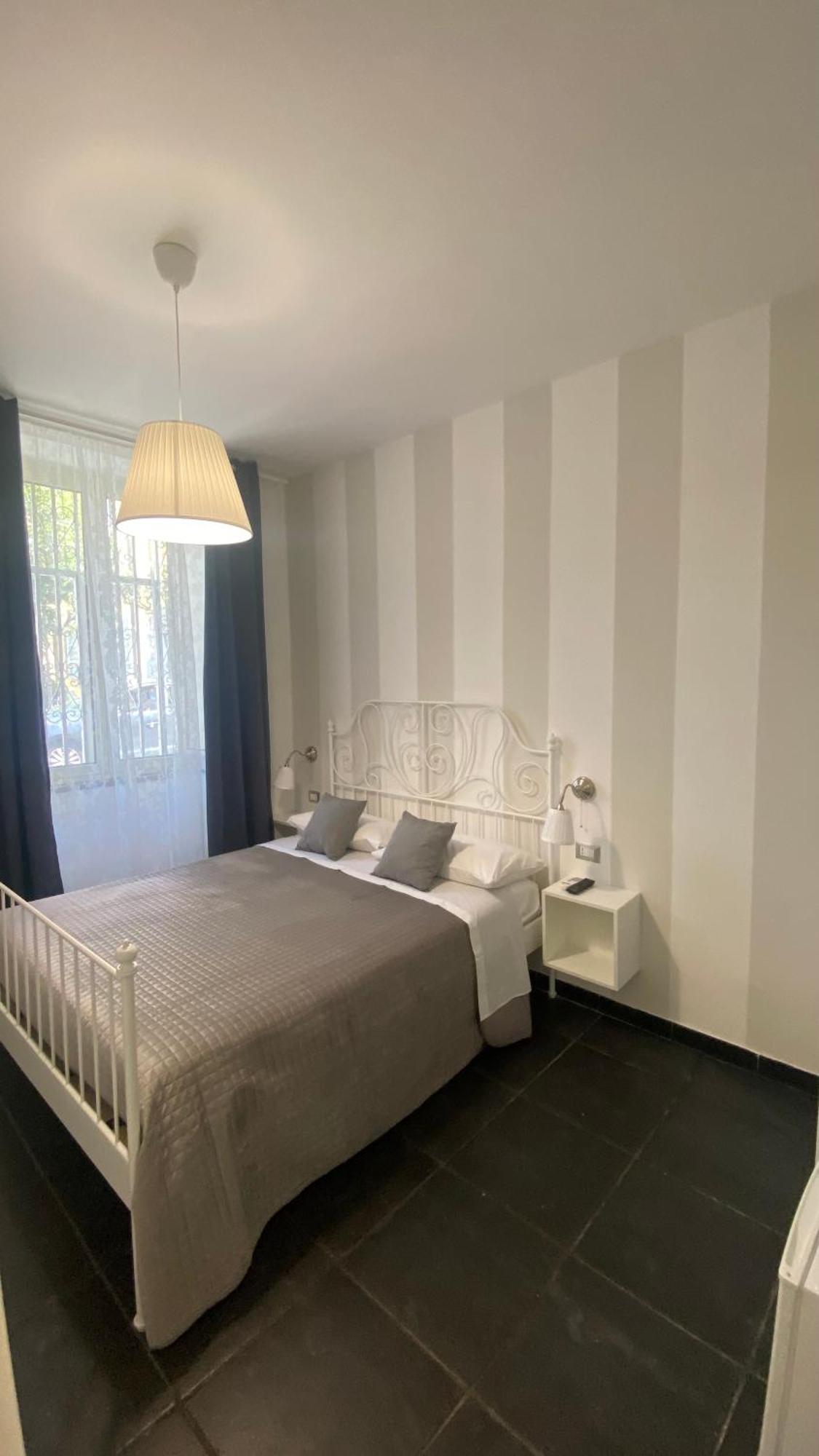 Golden Mile B&B Ercolano Bagian luar foto