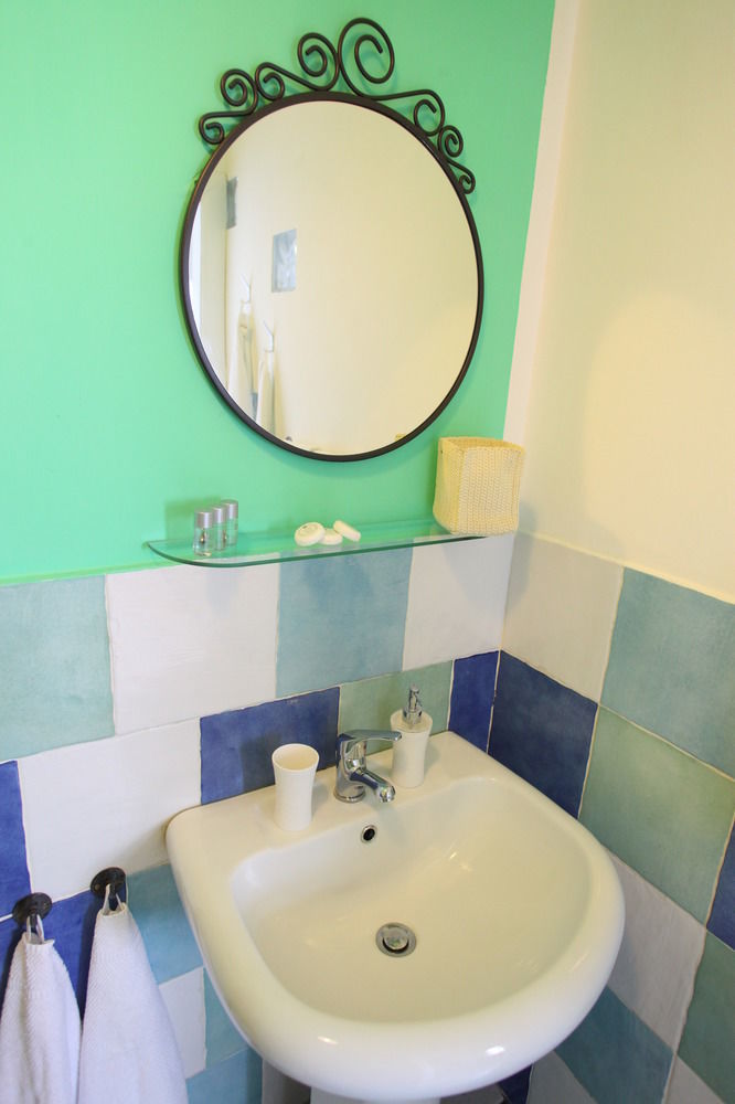 Golden Mile B&B Ercolano Bagian luar foto